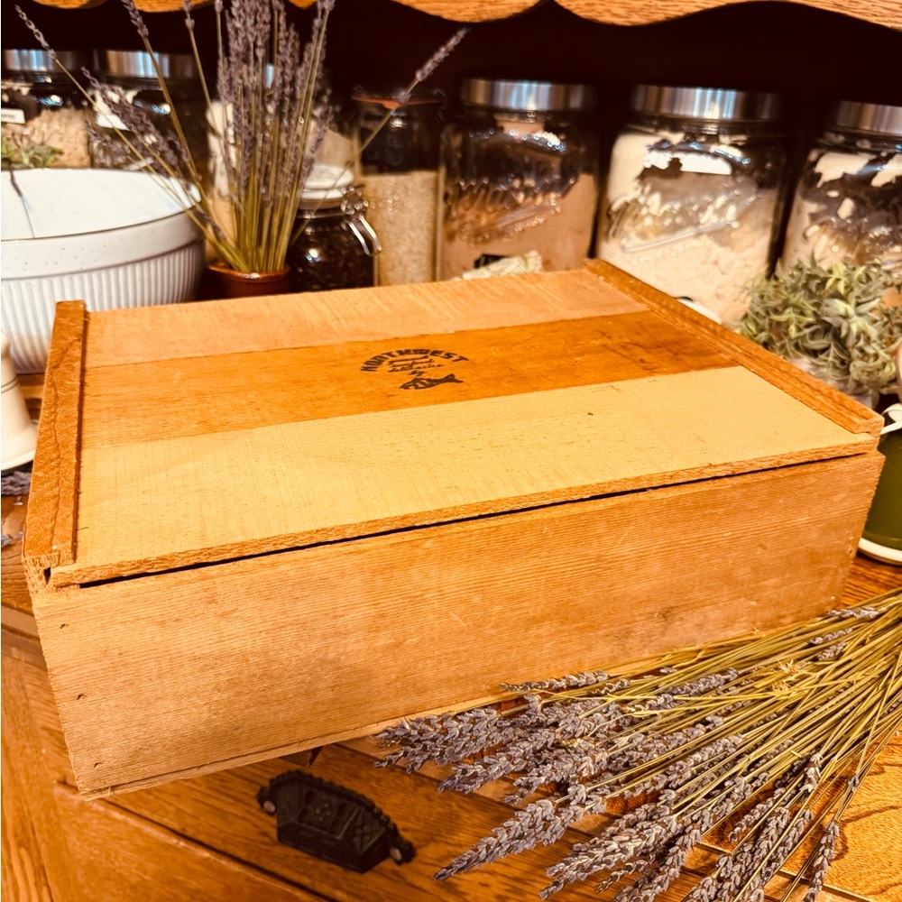 Wooden Storage Crate with Lid 3 pc lid & Northwest Seafoods burned on it